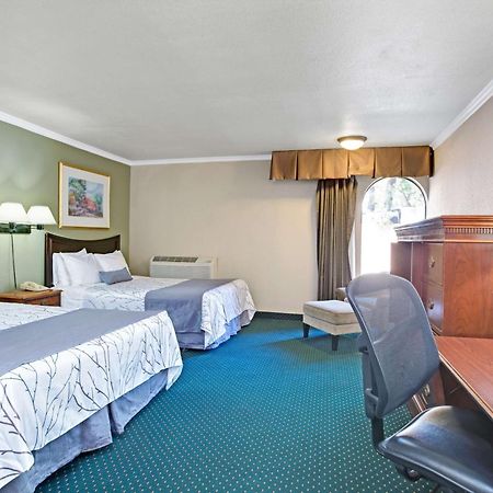 Days Inn By Wyndham San Jose Convention Center Eksteriør bilde