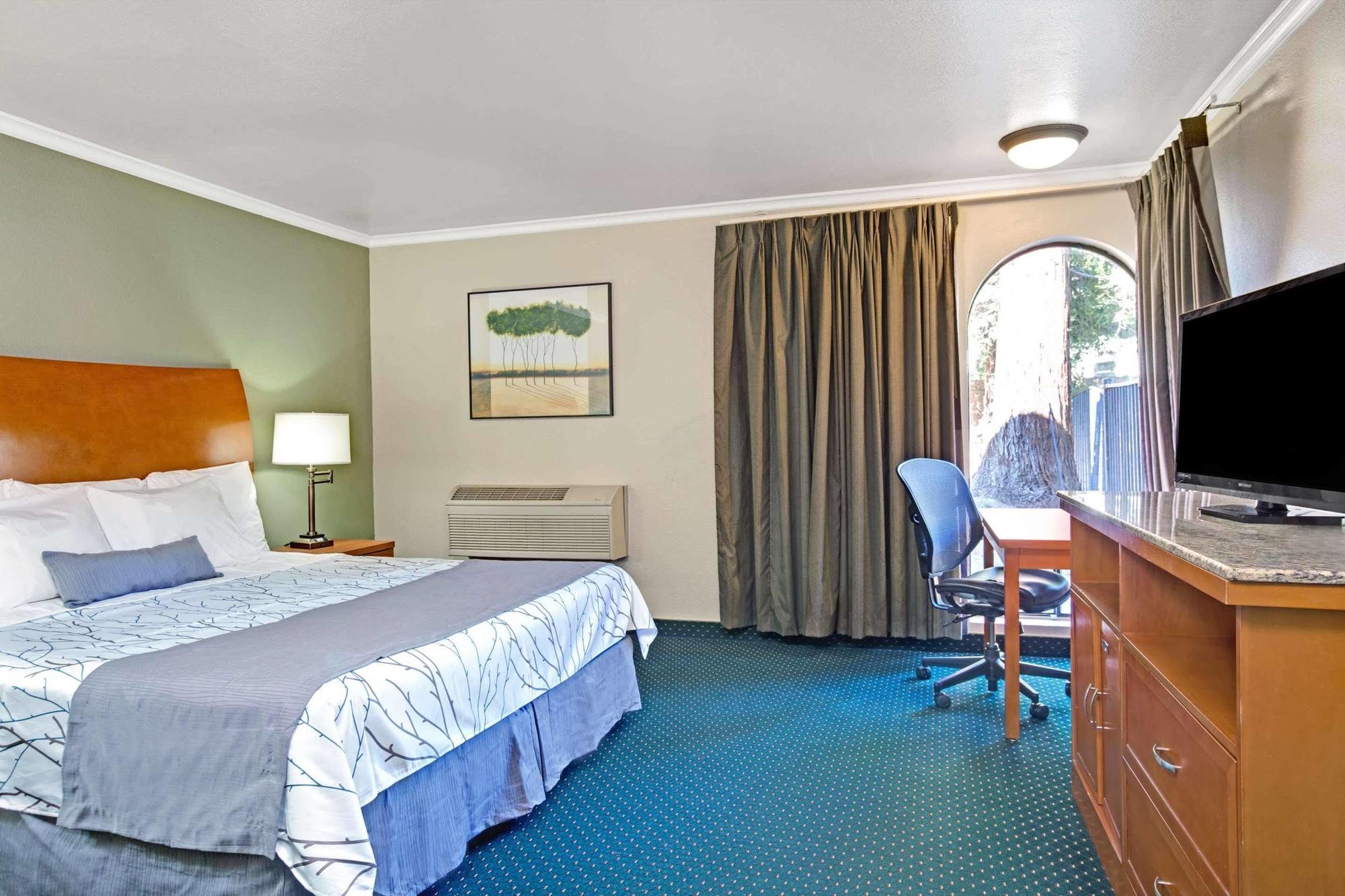 Days Inn By Wyndham San Jose Convention Center Eksteriør bilde